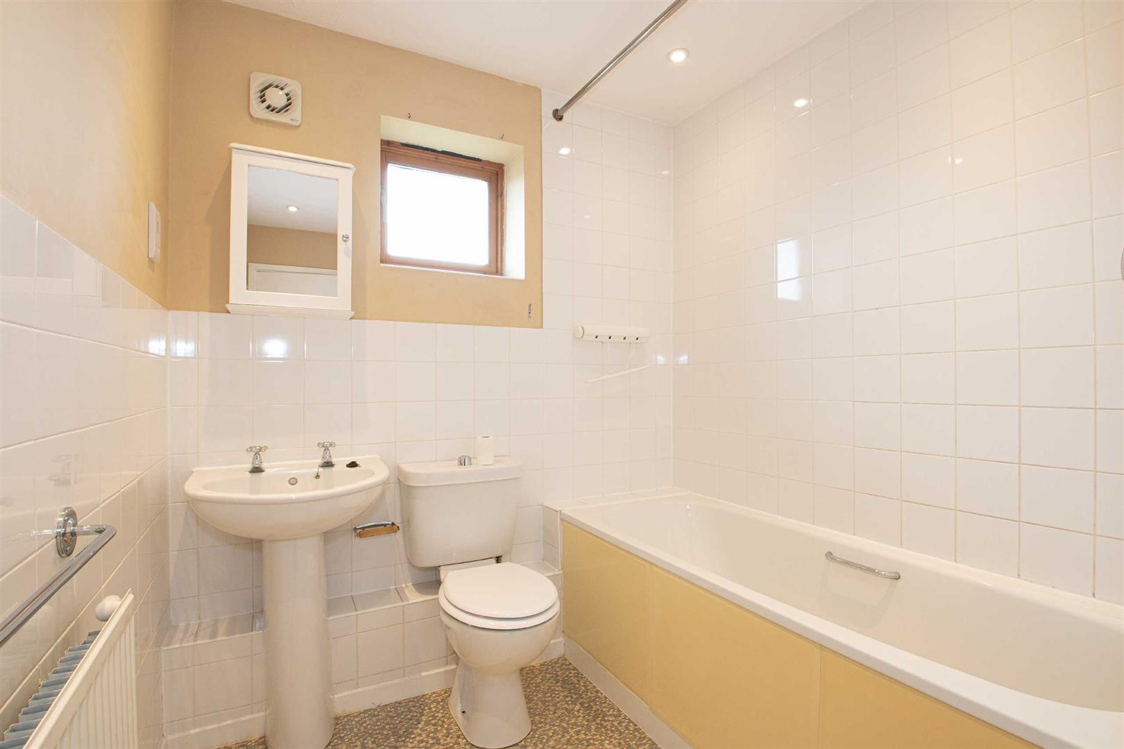 Marine Court, Leadenhall, Milton Keynes